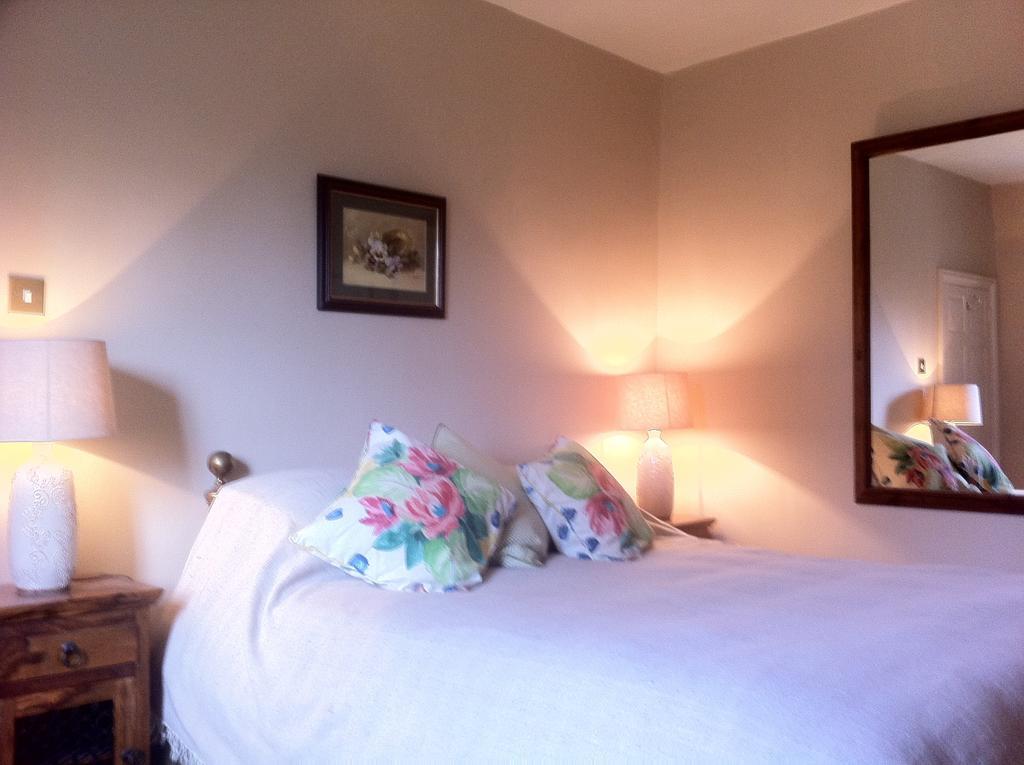 Bed and Breakfast Brook Farm Тонтон Номер фото