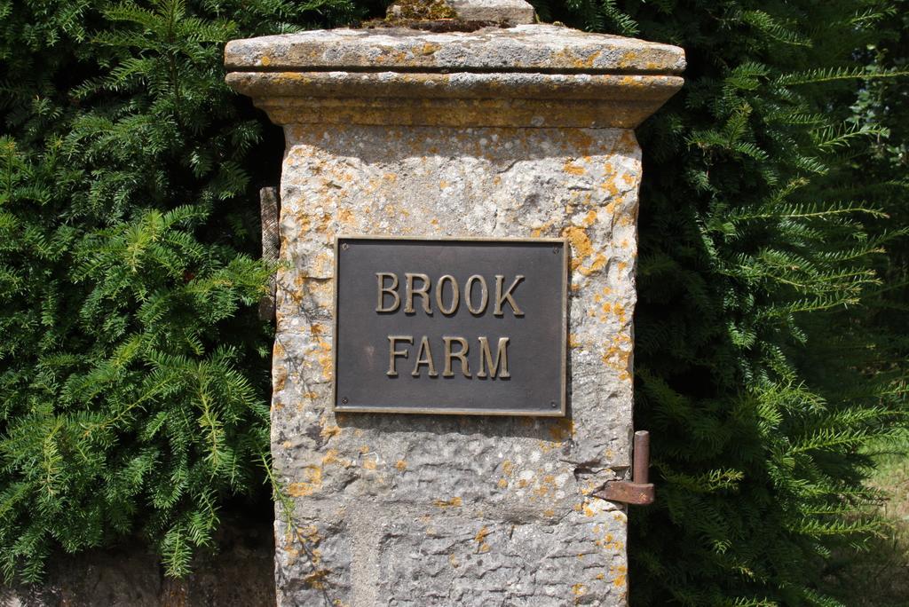 Bed and Breakfast Brook Farm Тонтон Екстер'єр фото